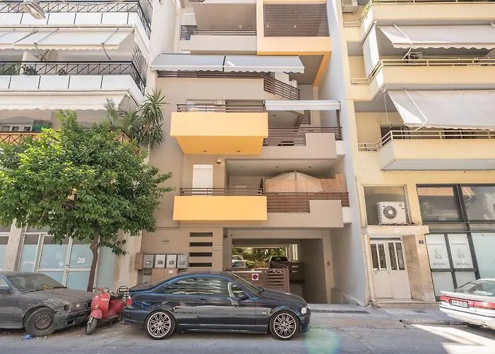 Comfortable,Sunny Apartment In Athens Center