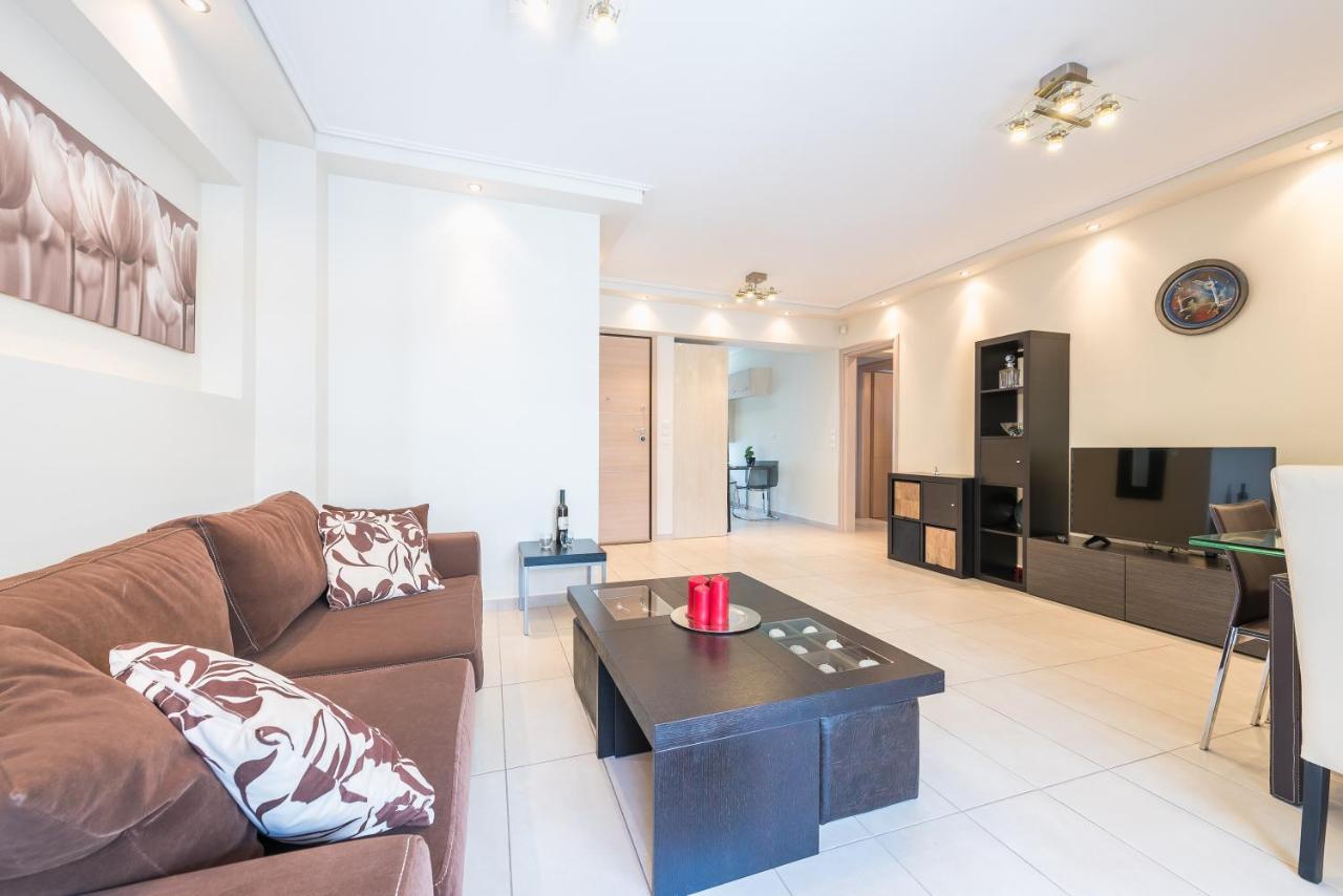 Apartment Comfortable,sunny In Center *