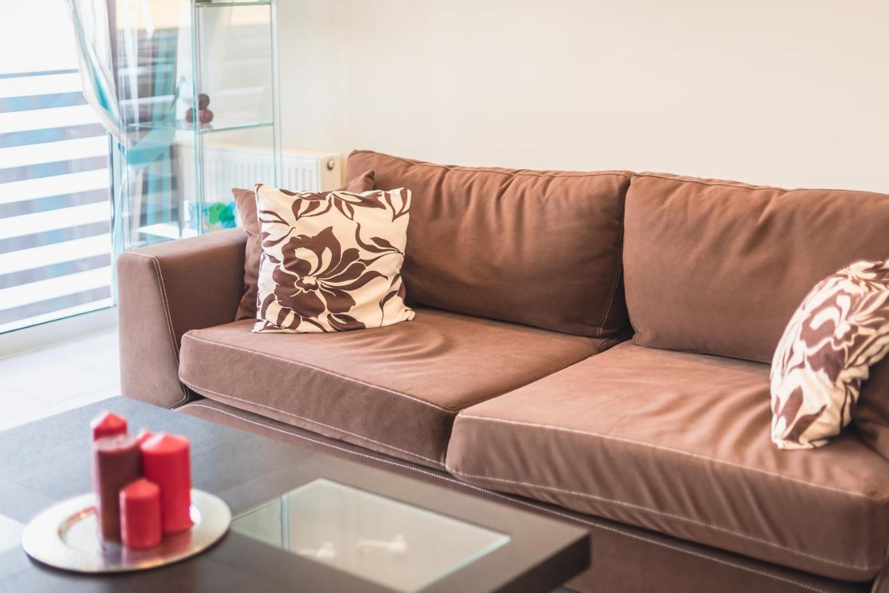 Comfortable,sunny In Center Apartment